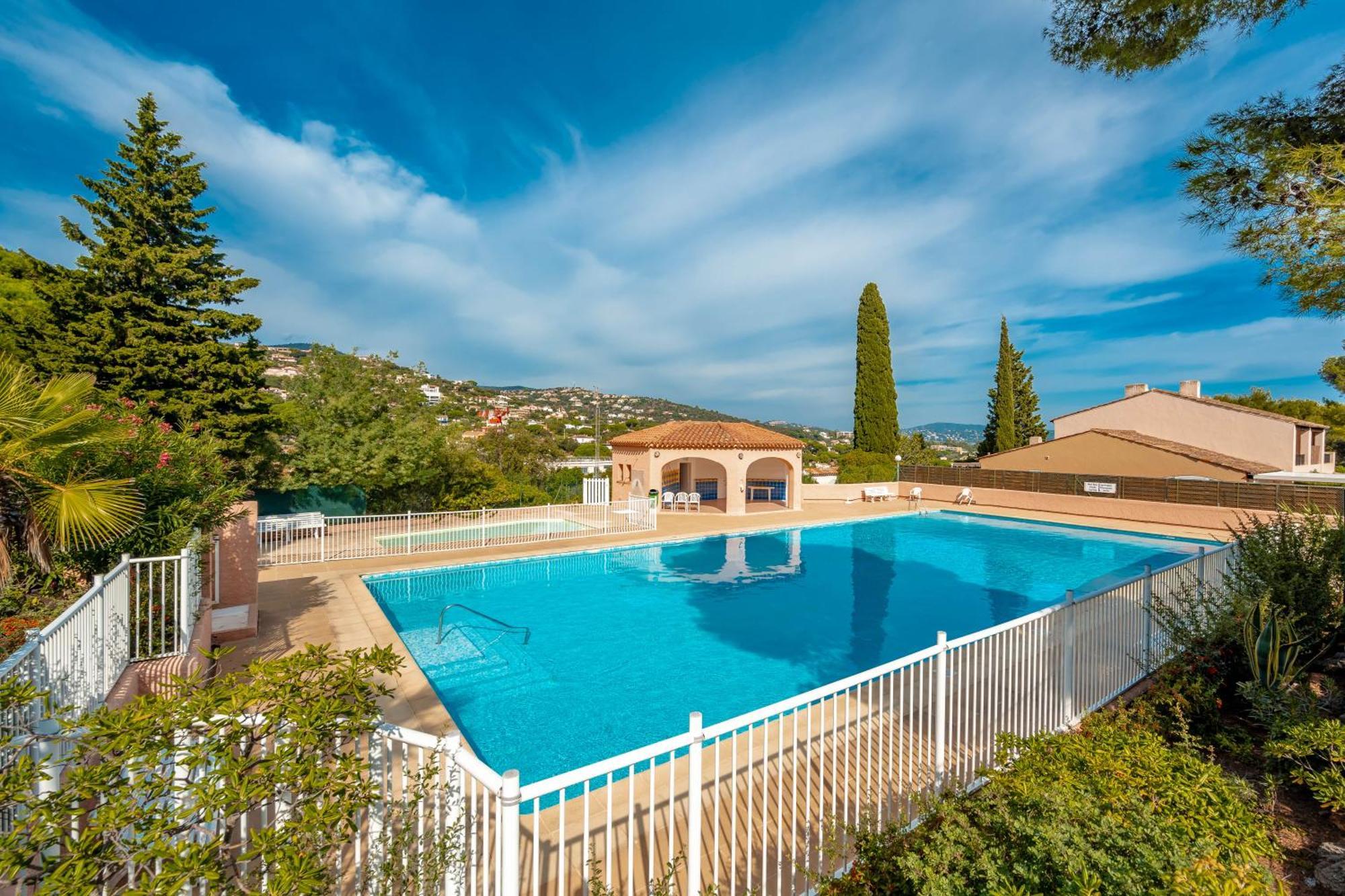 Residence Partenaire Le Domaine De Garlande Cavalaire-sur-Mer Ngoại thất bức ảnh